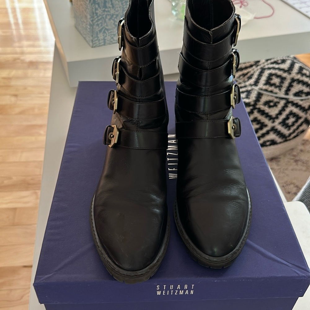 Stuart Weitzman short boots